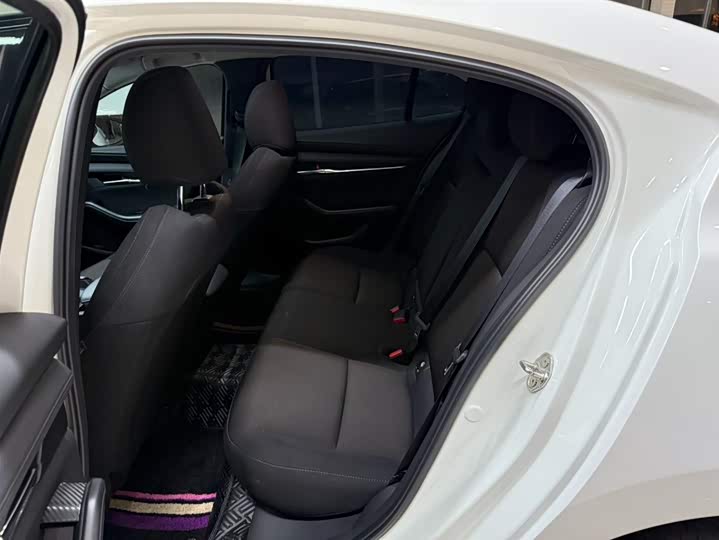 Фото 18 - Mazda 3 (Axela)