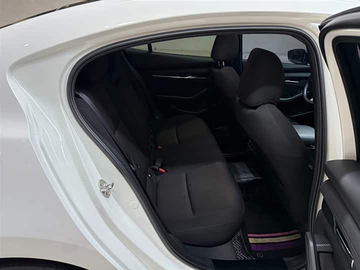 Фото 22 - Mazda 3 (Axela)