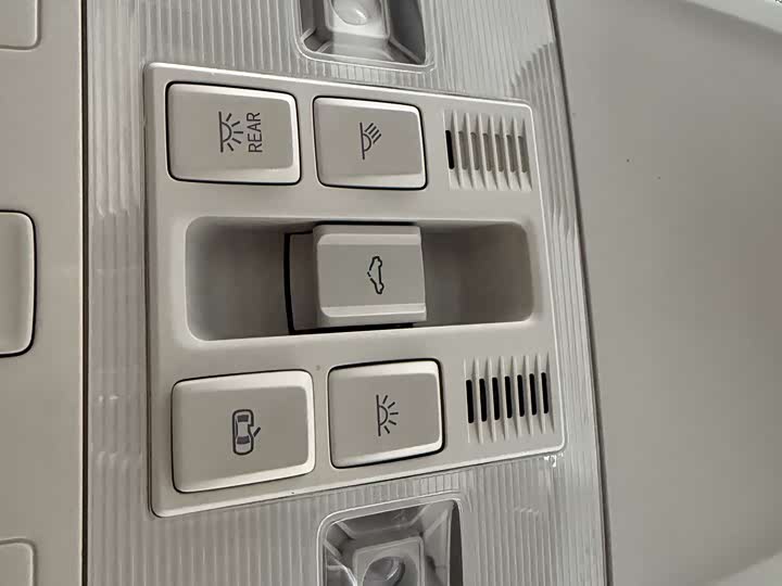 Фото 14 - Volkswagen Tayron