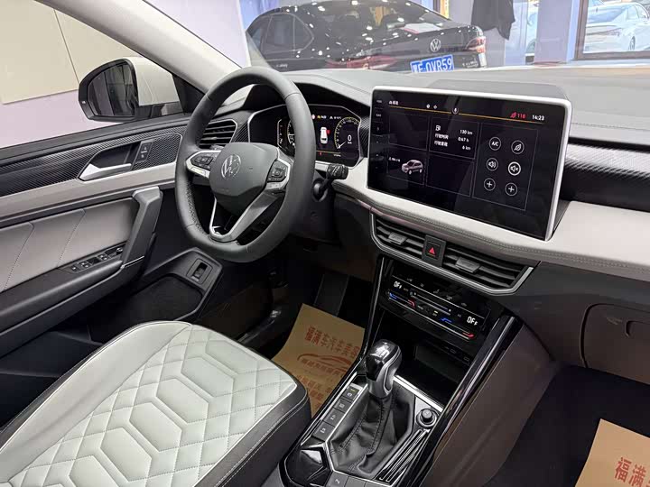 Фото 18 - Volkswagen Tayron