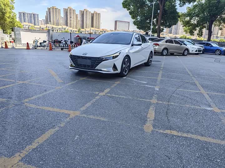 Фото 3 - Hyundai Elantra N line