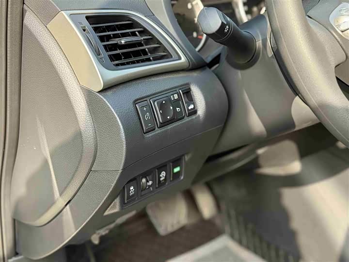 Фото 15 - Nissan Sylphy