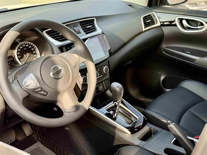 Фото 8 - Nissan Sylphy