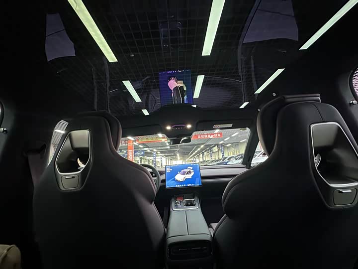 Фото 15 - Xiaomi SU7