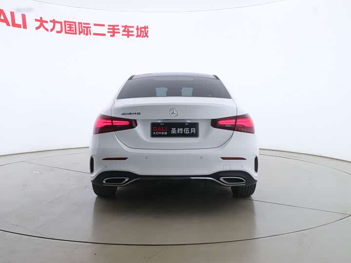 Фото 13 - Mercedes-Benz A-Class