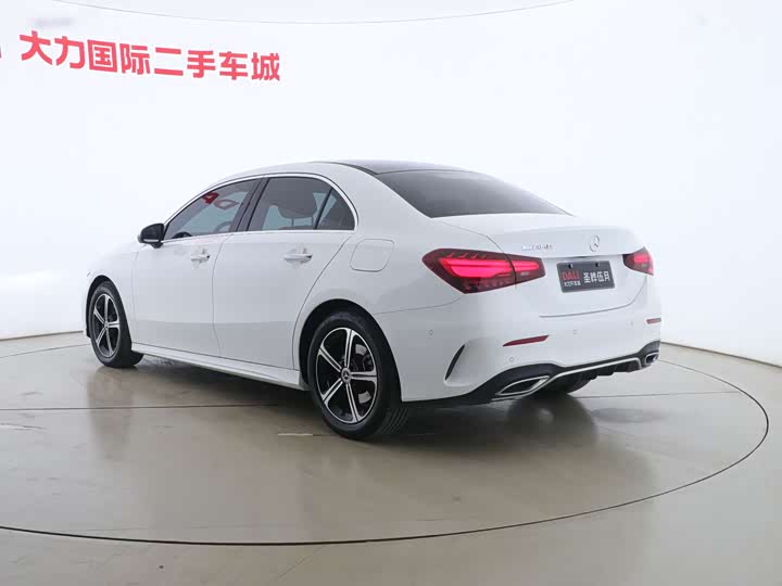 Фото 14 - Mercedes-Benz A-Class