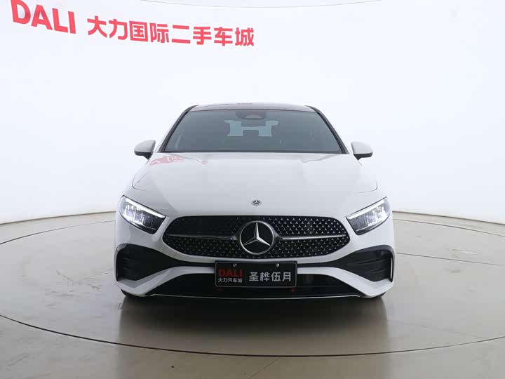 Фото 2 - Mercedes-Benz A-Class