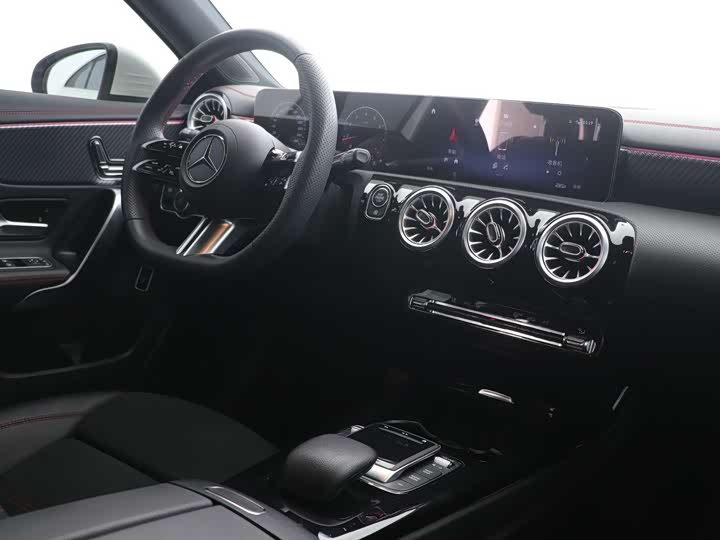 Фото 8 - Mercedes-Benz A-Class