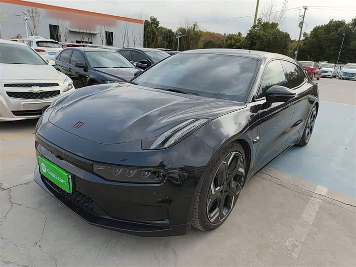 Фото 2 - Zeekr 001