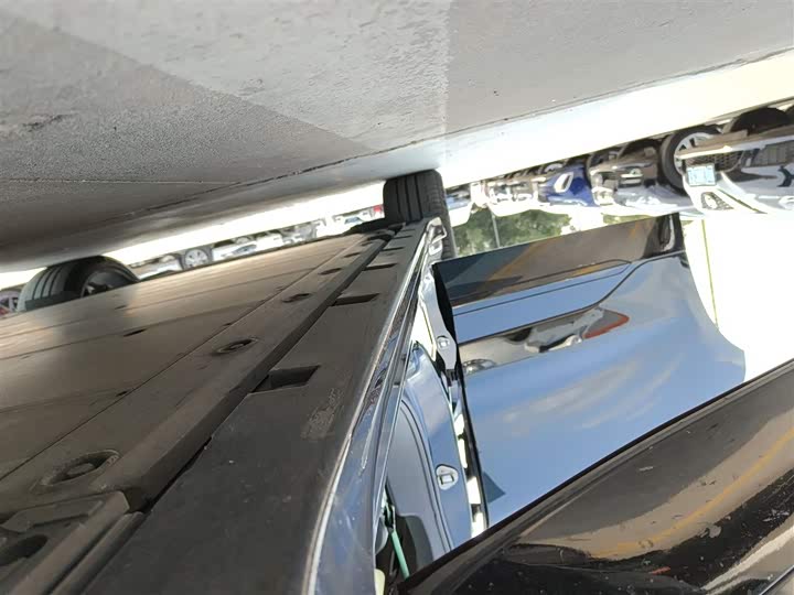 Фото 21 - Zeekr 001