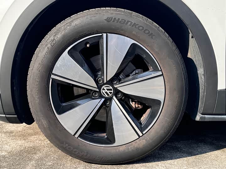 Фото 25 - Volkswagen ID.4 X