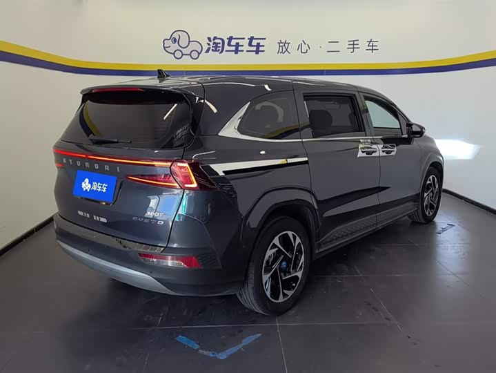 Фото 3 - Hyundai Custo