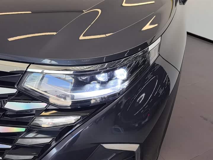 Фото 5 - Hyundai Custo