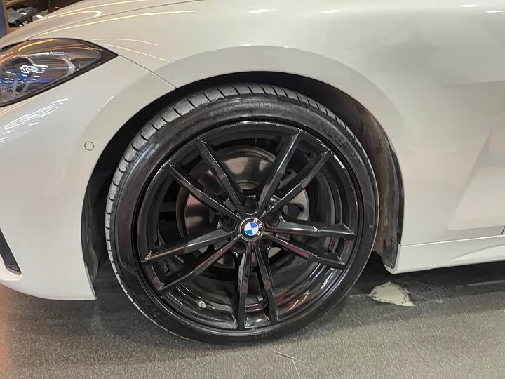 Фото 15 - BMW 4 Series