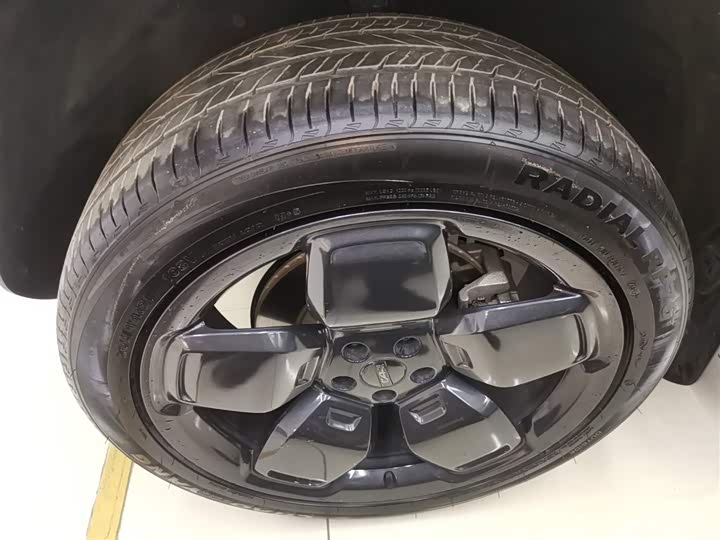 Фото 23 - Chery iCar V23