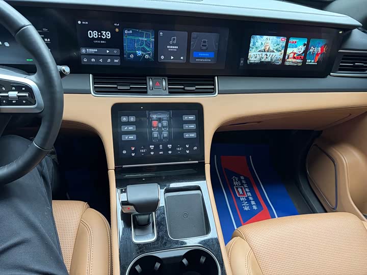 Фото 26 - LiXiang One