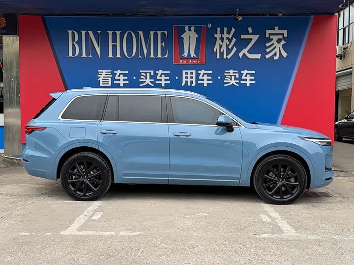 Фото 30 - LiXiang One