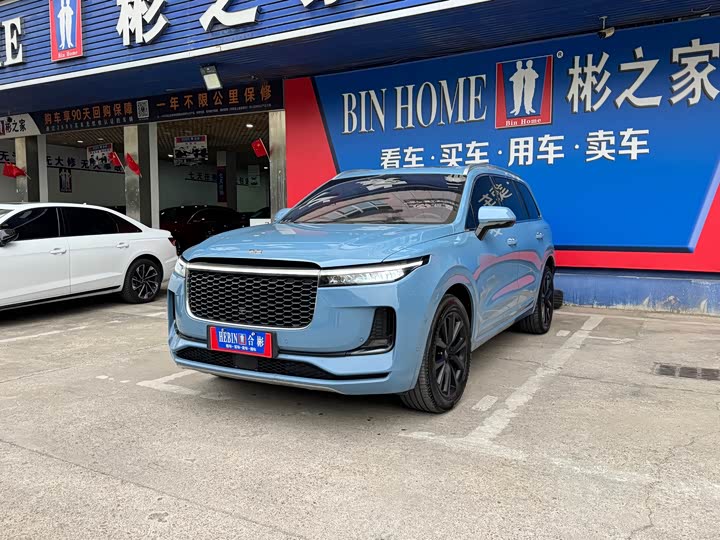 Фото 4 - LiXiang One