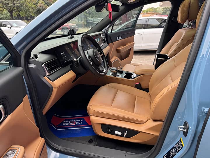 Фото 9 - LiXiang One