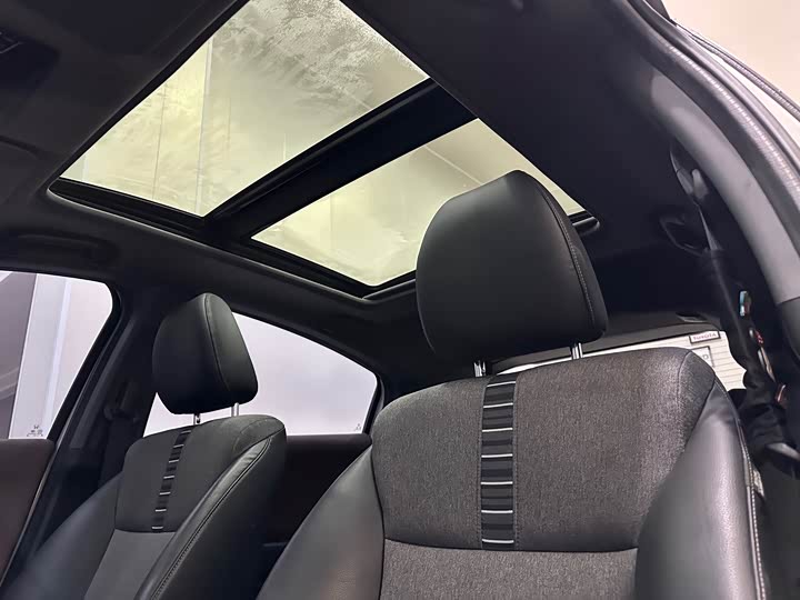 Фото 8 - Honda XR-V