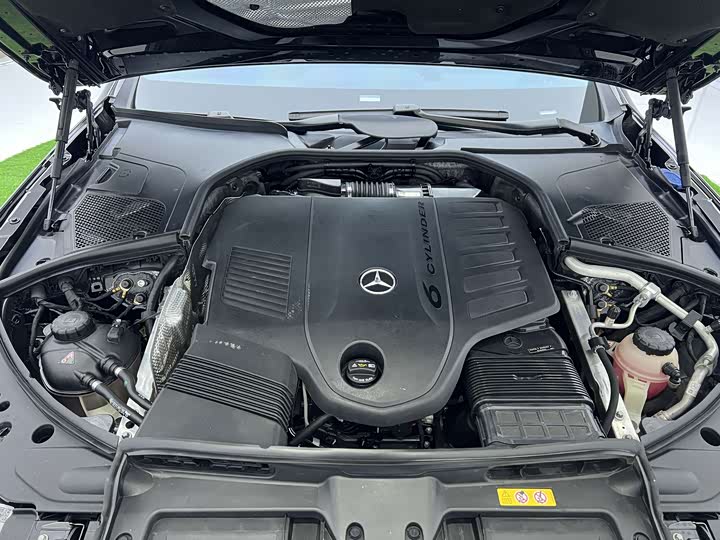 Фото 13 - Mercedes-Benz Maybach S-Class