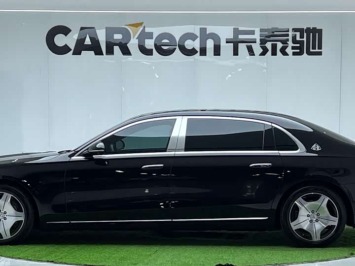Фото 2 - Mercedes-Benz Maybach S-Class