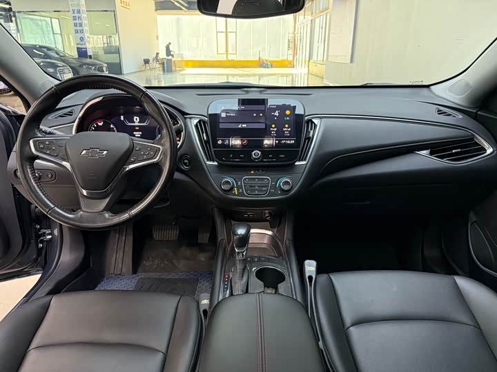 Фото 7 - Chevrolet Malibu XL