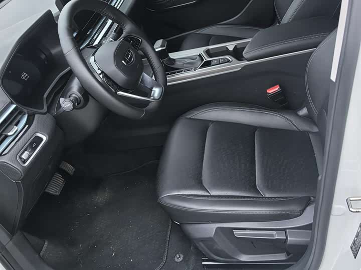 Фото 5 - Geely Emgrand