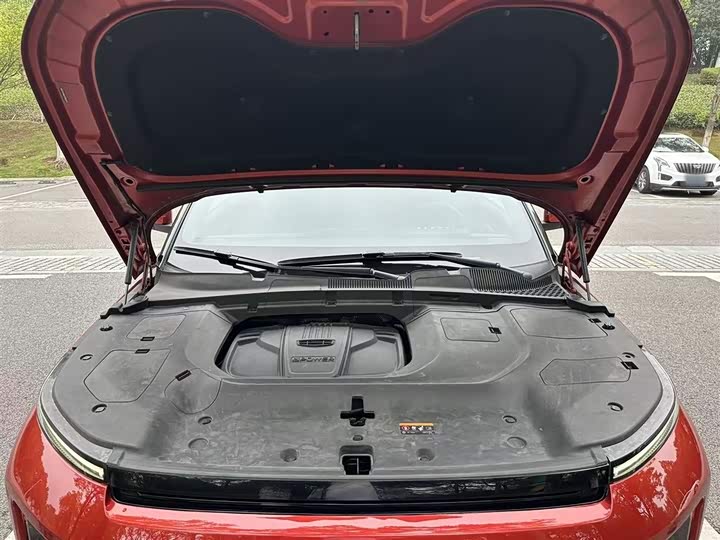 Фото 12 - Geely Icon