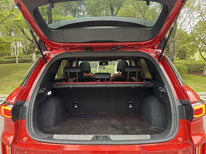 Фото 13 - Geely Icon