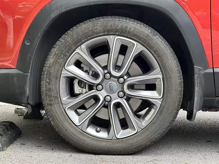 Фото 17 - Geely Icon