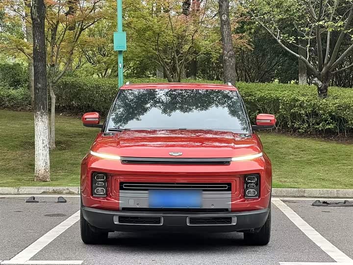 Фото 24 - Geely Icon