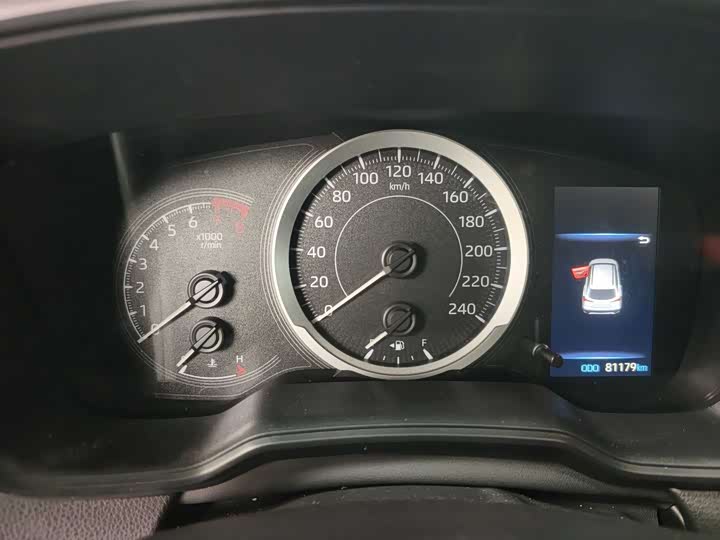 Фото 10 - Toyota Corolla Cross