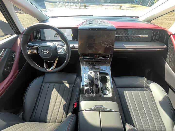 Фото 4 - GAC Trumpchi E9