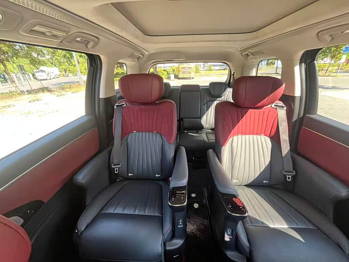 Фото 6 - GAC Trumpchi E9