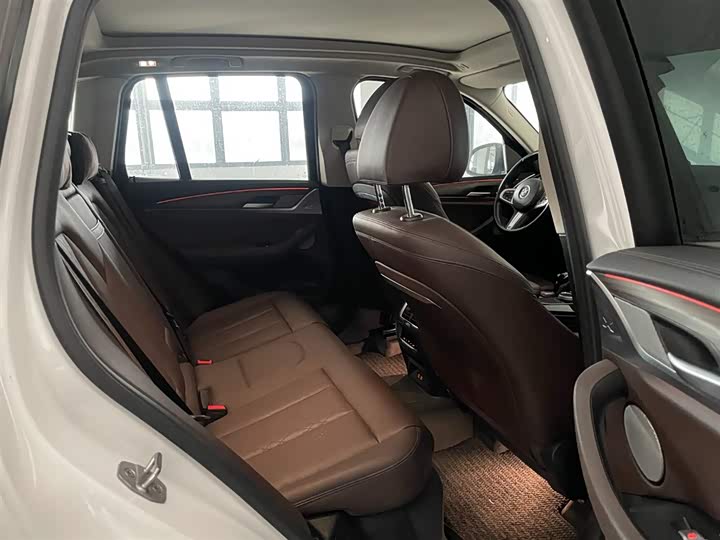 Фото 10 - BMW X3