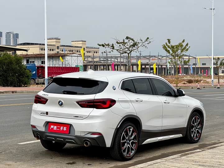 Фото 9 - BMW X2
