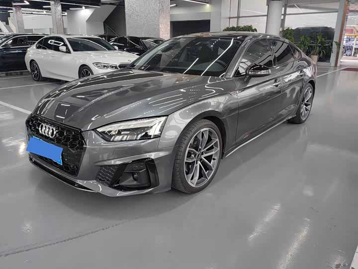 Фото 1 - Audi A5