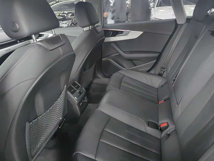 Фото 13 - Audi A5