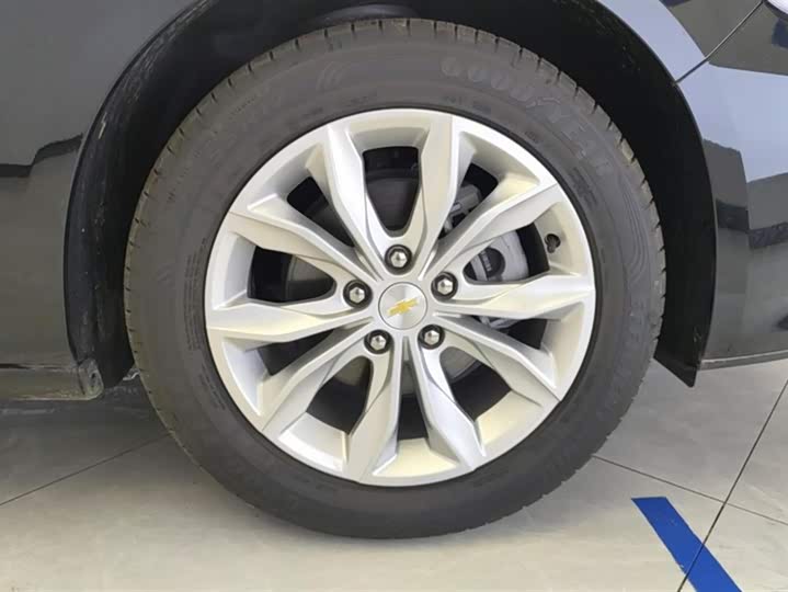 Фото 6 - Chevrolet Malibu XL