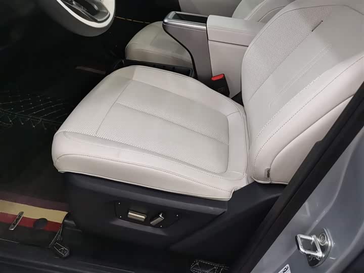 Фото 15 - Chery iCar V23