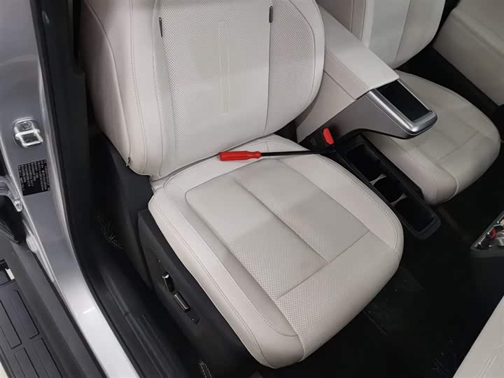 Фото 25 - Chery iCar V23