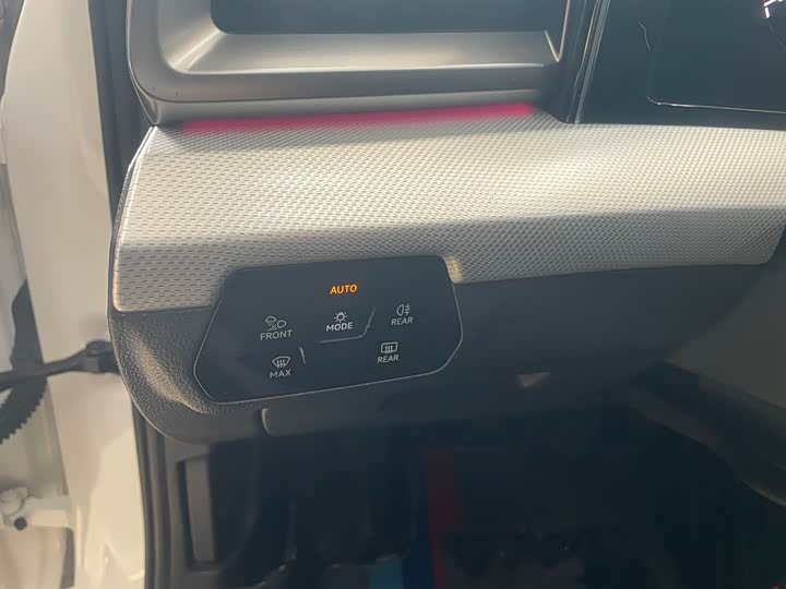 Фото 4 - Volkswagen Lamando L