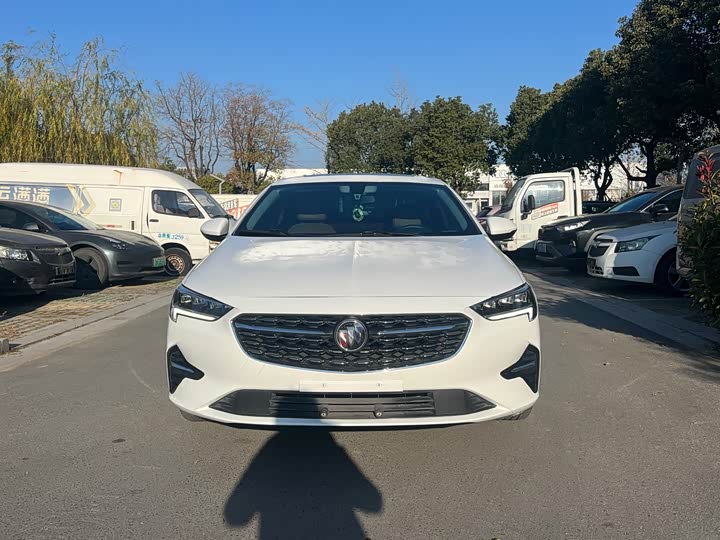 Фото 2 - Buick Regal