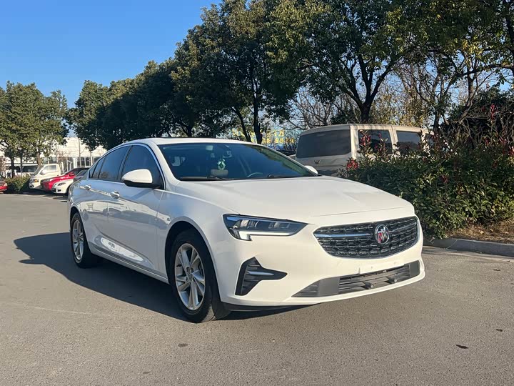 Фото 3 - Buick Regal