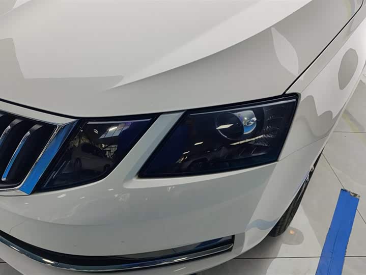 Фото 5 - Skoda Octavia Pro