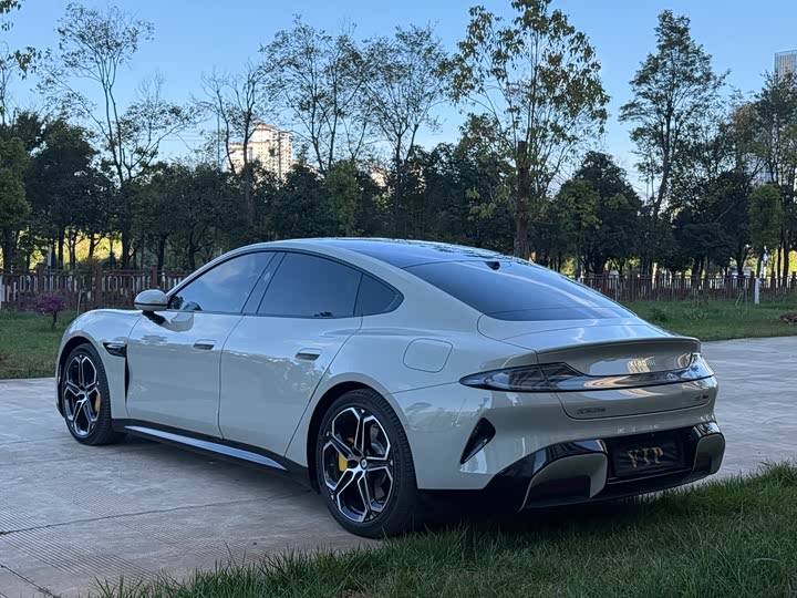 Фото 9 - Xiaomi SU7