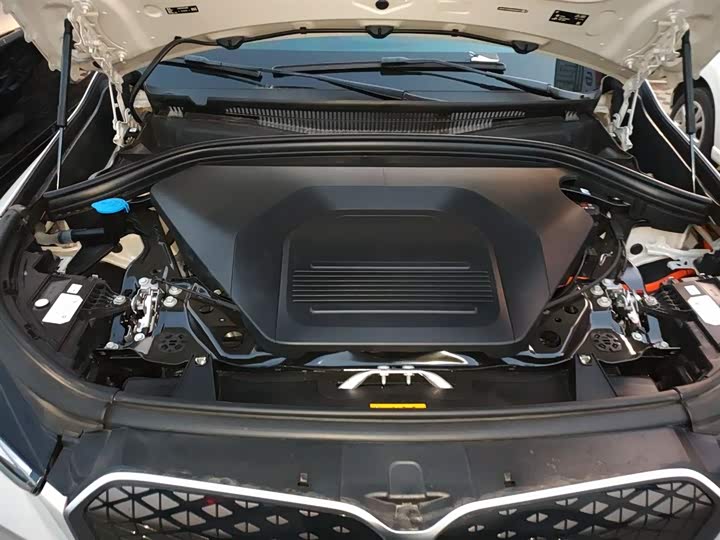 Фото 20 - BMW iX1