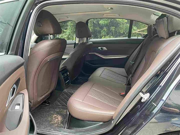 Фото 4 - BMW 3 Series