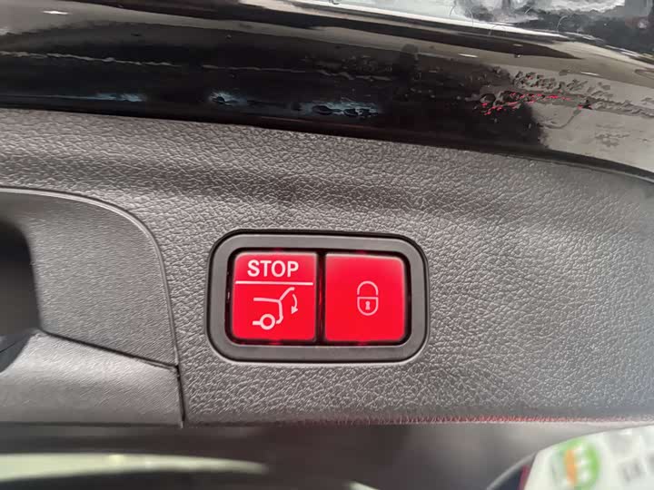 Фото 29 - Mercedes-Benz GLE-Class